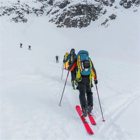 Come Scegliere Lo Zaino Da Scialpinismo Mountainreview It