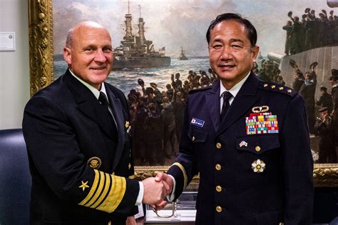 CNO and Japan Chief of Staff, Joint Staff Meet; Discuss Enhancing U.S ...