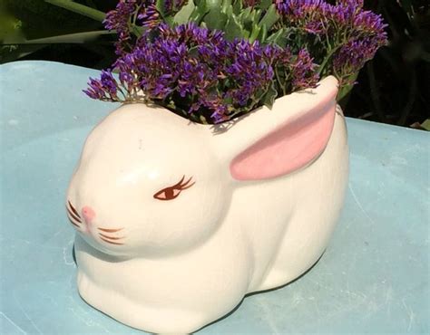 Large Bunny Planter Vintage Flower Pot Easter Rabbit Garden Etsy In 2020 Vintage Flower Pots