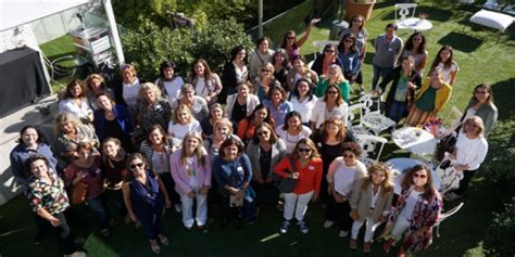 Inversoras femeninas financian proyectos científicos liderados por mujeres