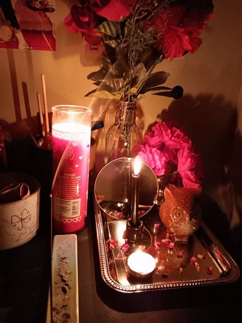 Lilith altar – Artofit