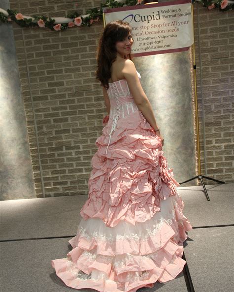 Cupid Couture Weddings Prom And Portraits 64 W Lincolnway Valparaiso