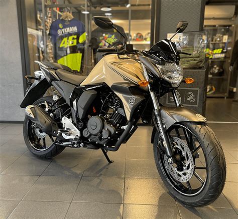 Asi Es La Nueva Yamaha Fz 2023 Edición Especial Blue Racer 52 Off