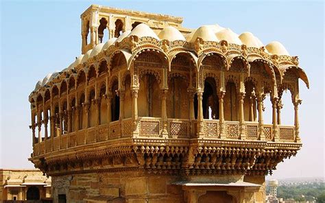 Top 5 famous Havelis in Rajasthan - YourAmazingPlaces.com