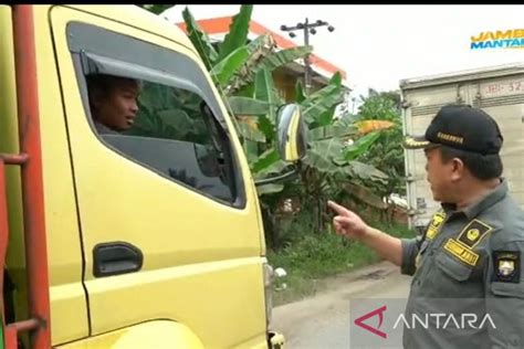 Gubernur Temukan Pelanggaran Angkutan Batu Bara Melintasi Luar Jadwal