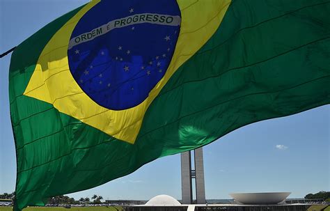 Brasil fica em 59º em ranking mundial de competitividade