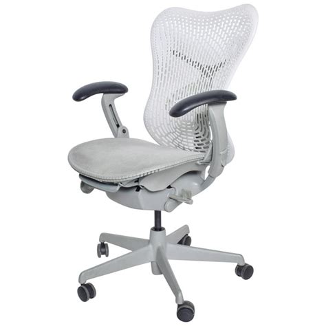 Herman Miller Modern Mirra 2 Ergonomic Office Chair White Fog At