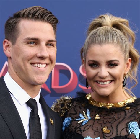 Country Singer Lauren Alaina And Alex Hopkins Just Called Off Their