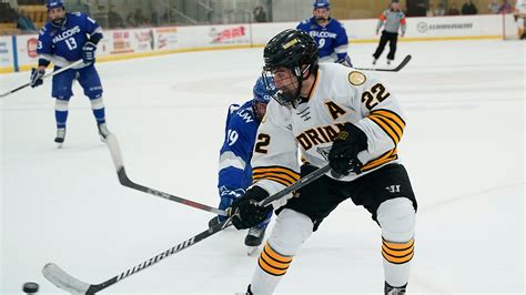 PHOTO GALLERY: Adrian College men's hockey vs. Concordia Wisconsin