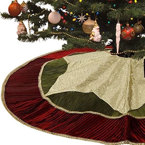 Valery Madelyn Inch Traditional Red Green Gold Christmas Tree Skirt