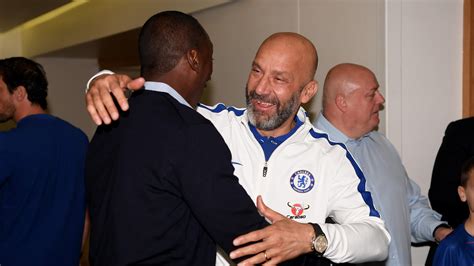 Gianluca Vialli This Is Truly An Awful Day Chelsea Pay Tribute To