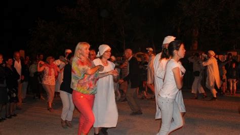 Feu de la Saint Jean à Lapanouse une fête qui rassemble midilibre fr