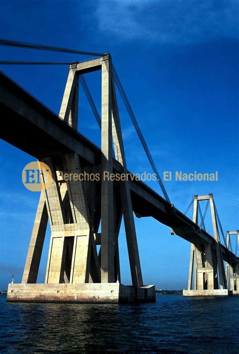 Puente General Rafael Urdaneta Sobre El Lago De Maracaibo Estado