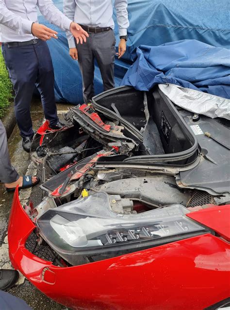 The Owner Of A Ferrari Crashed By A Service Technician Demands A New