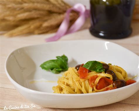 Tagliolini Pomodorini Olive Taggiasche E Pesto Di Basilico