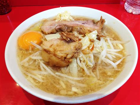 Jiro The Best Junk Food Ramen In Tokyo Tokyo Weekender