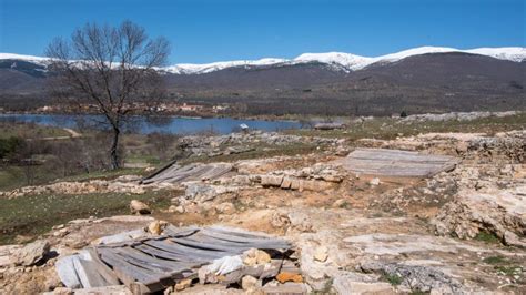 Retoman Las Visitas Guiadas Al Parque Del Valle De Los Neandertales