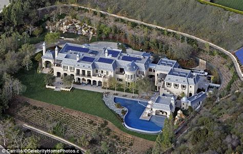 Gisele Bundchen And Tom Brady List 50m La Fortress Mansion After