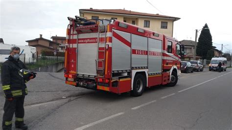 Uboldo Cade In Casa Anziana Salvata Dai Vigili Del Fuoco Di Saronno