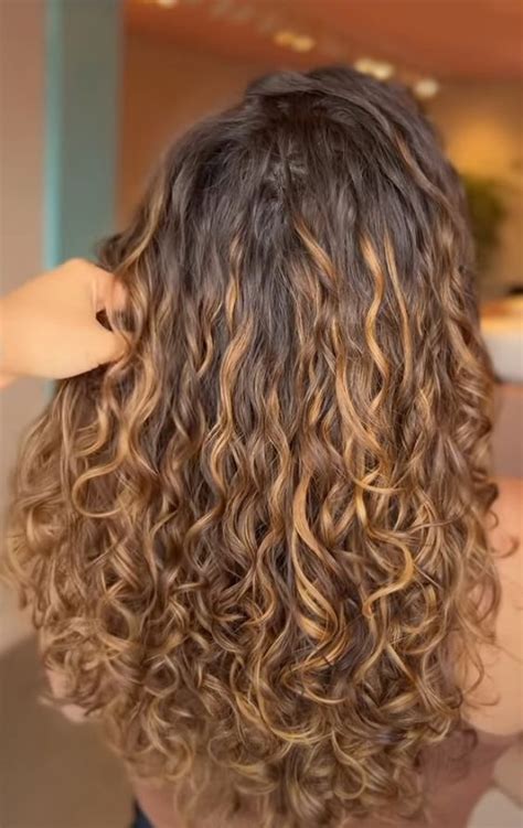 Cabelo Cacheado Luzes Cores E Dicas Para Manter