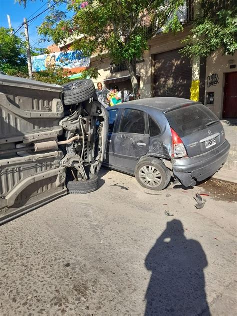 Mar Del Plata Impactante Choque Y Vuelco En Peralta Ramos MMX