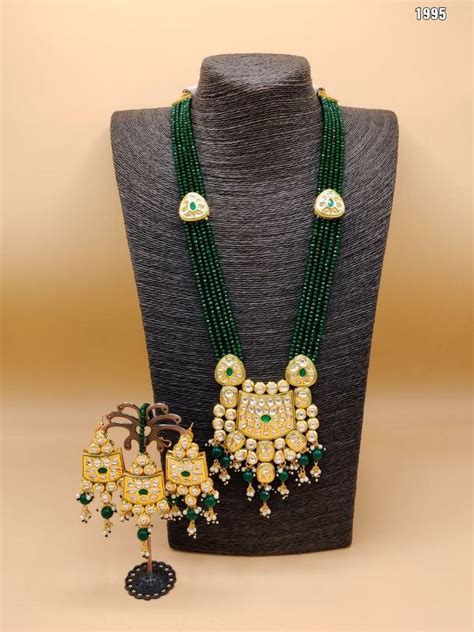 Pin By Spj Accessories To Buy Whatsa On Kundan Meenakari Necklece Sets