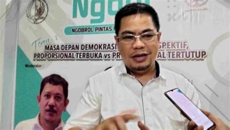 Akademisi Sebut Ketokohan Tak Pengaruhi Pemilih Di Pilpres