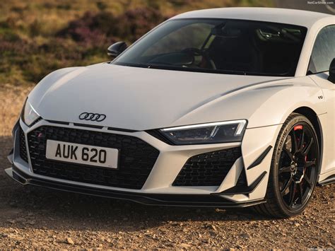 Audi R8 Coupe V10 GT RWD UK 2023 Picture 76 Of 109