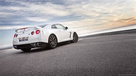 White GTR Wallpapers - Top Free White GTR Backgrounds - WallpaperAccess