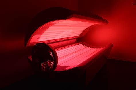 How Does Red Light Therapy Help Fractures Heal R Tyler Johnson