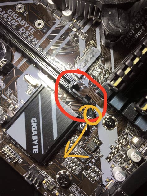 Does Someone Know How To Open Pcie X16 Slot In The B365m Ds3h