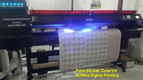 Print Sticker Menggunakan Tinta Uv Ronita Digital Printing