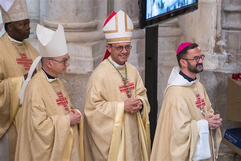 Ordination Piscopale De Mgr Lo C Lagadec Cr Dit Tekoaph Dioc Se