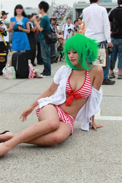 C82夏コミ二日目でちょっぴりエッチなコスプレしてる可愛いレイヤーさんまとめ みんくちゃんねる