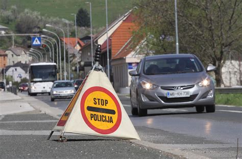 Rogaška Slatina 89 letni voznik osebnega vozila izsilil prednost in umrl