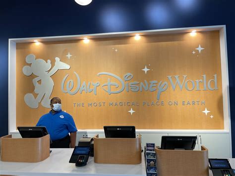 Fotos Video Besichtigen Sie Den Ersten Walt Disney World Store In