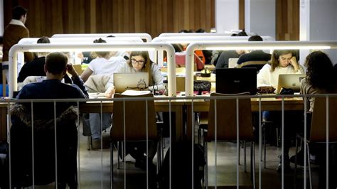 Los Bibliotecas De La Usc Implantar N Sus Horarios Extraordinarios Del