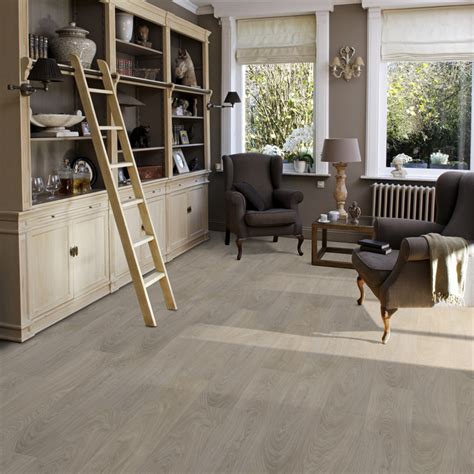 Tarkett Sqm Suede Sherwood Oak Laminate Flooring Bunnings Warehouse