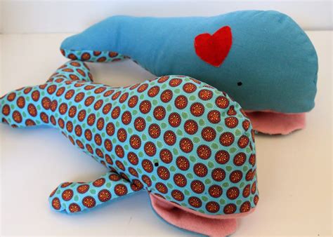 shellmo: Whale Stuffed Animal