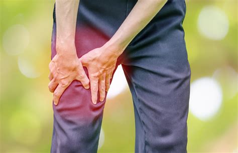 5 Reasons Behind Your Knee Pain - Lisa Scott Lee