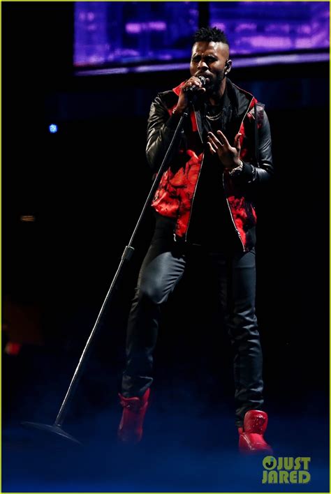 Jason Derulo Performs Medley At Peoples Choice Awards 2016 Video