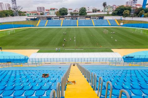 Santo André promove tour especial pelo estádio Bruno José Daniel