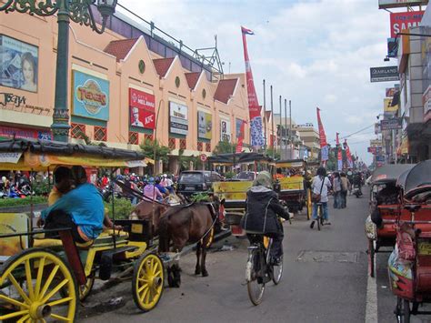 Recommended Places To Shop In Yogyakarta