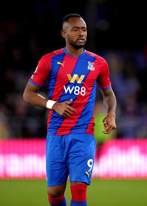 Jordan Ayew Among Four Crystal Palace Players To Sign New One Year