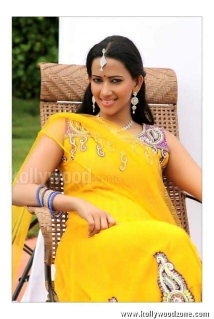 Actress Sanjana Singh Hot Photos 10 163454 Kollywood Zone