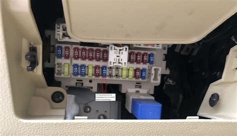 Предохранитель прикуривателя Ниссан Кашкай (Nissan Qashqai): где ...