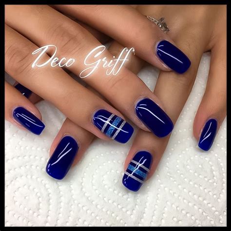 Pin auf Ongles bleus Nägel Maniküre Nageldesign