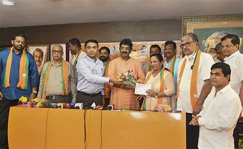 Goa Congress Legislature Party Merger With Bjp Accepted By State