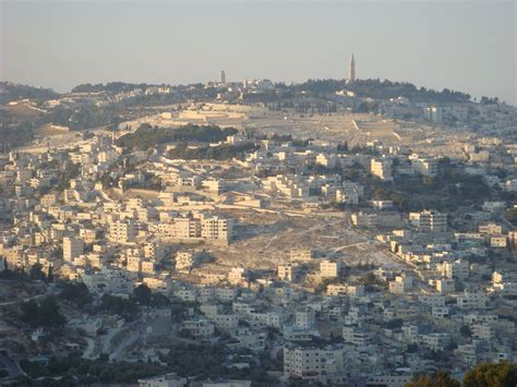 File:Mount of Olives Jerusalem.jpg