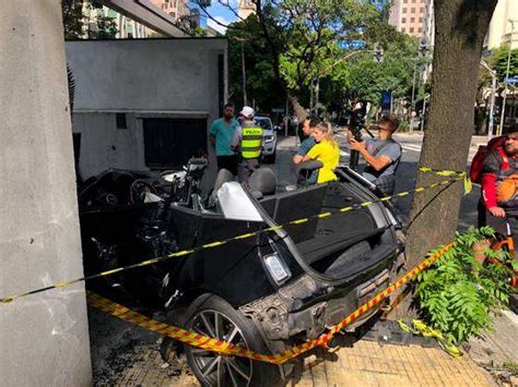 Car Accident With Victims In Sao Paulo Int Car Accident With Victims